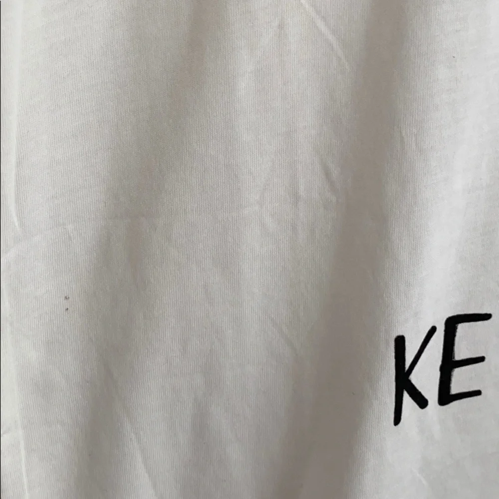 Huameilai Graphic Tee, Size‎ XL, NWT